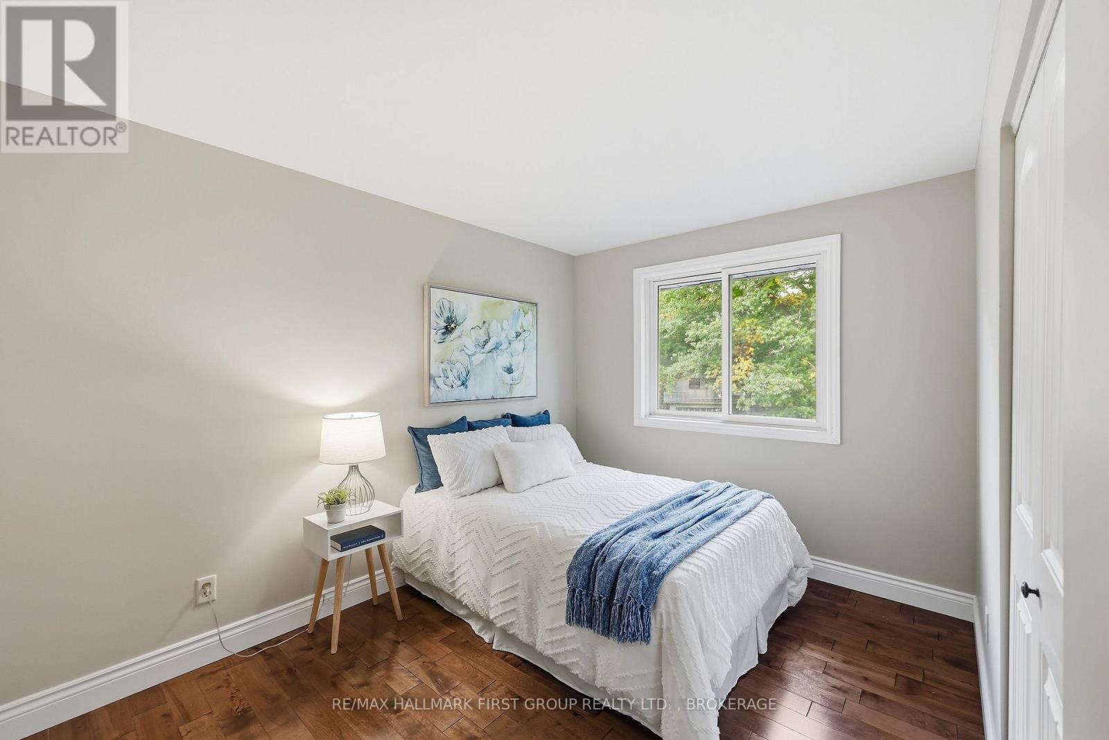 884 SAFARI DRIVE - 25