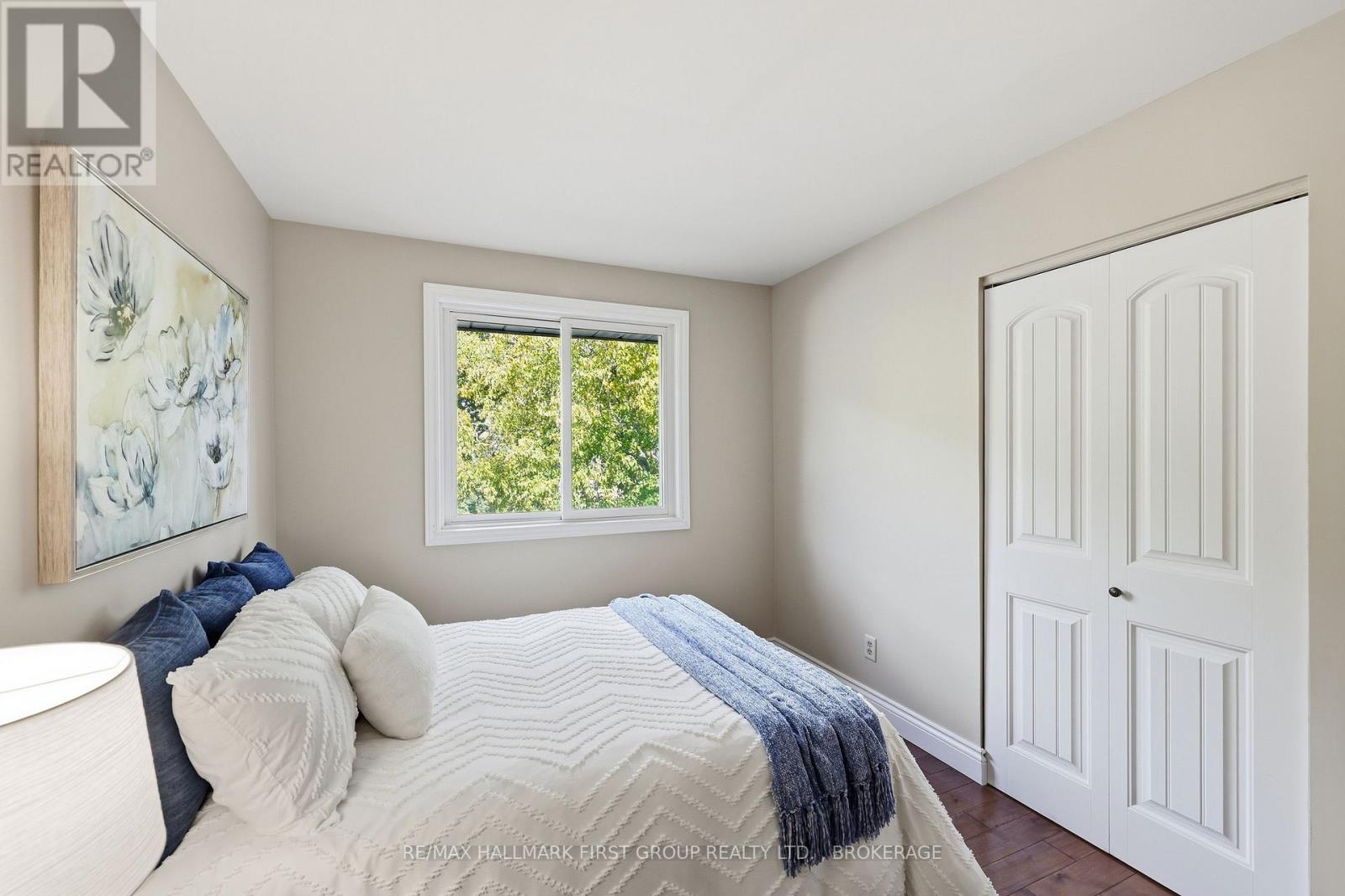 884 SAFARI DRIVE - 26