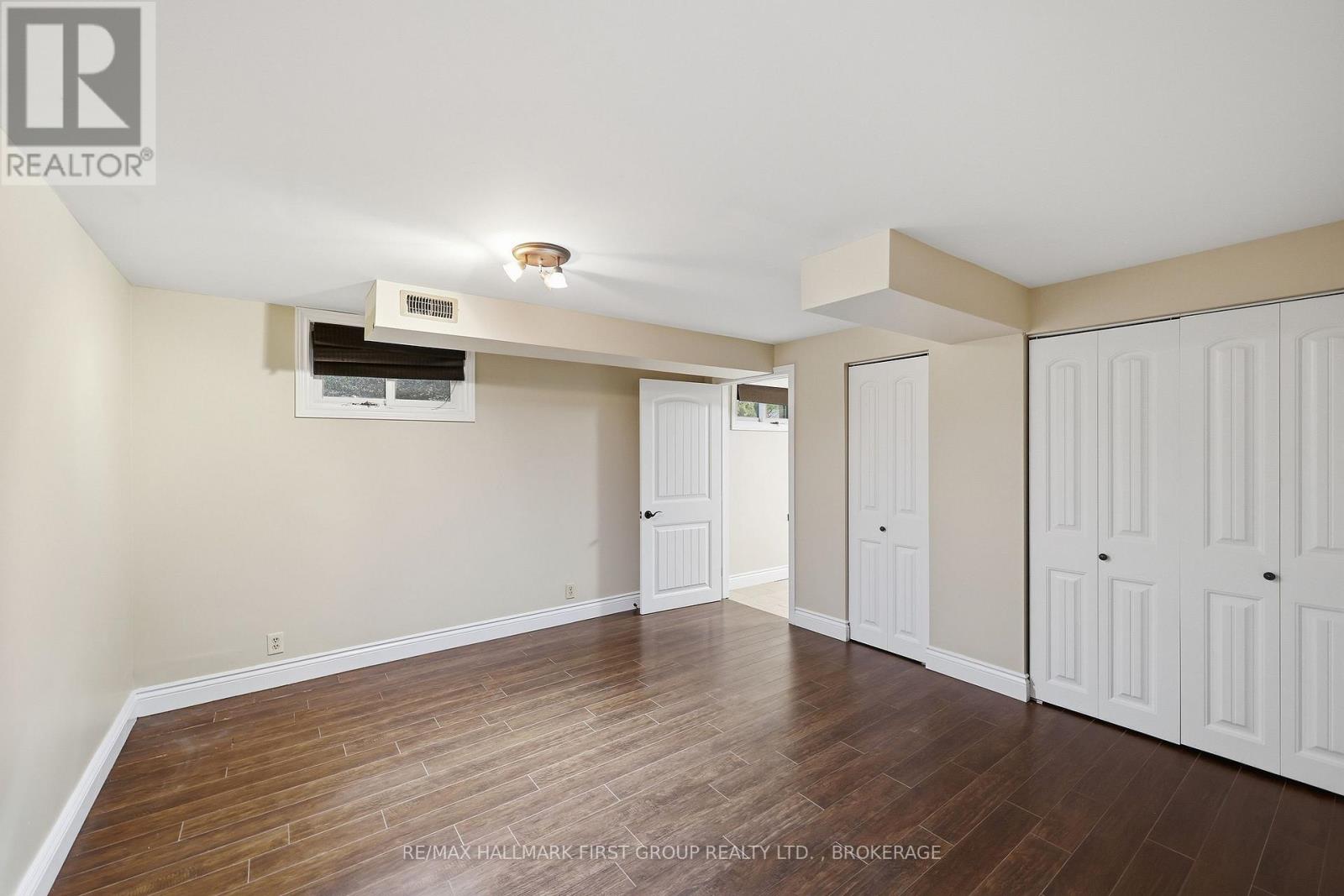 884 SAFARI DRIVE - 31