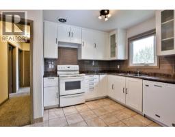 517 10 Street N - photo 6