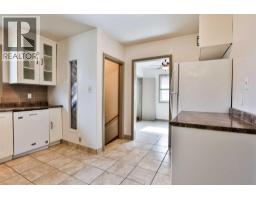 517 10 Street N - photo 8