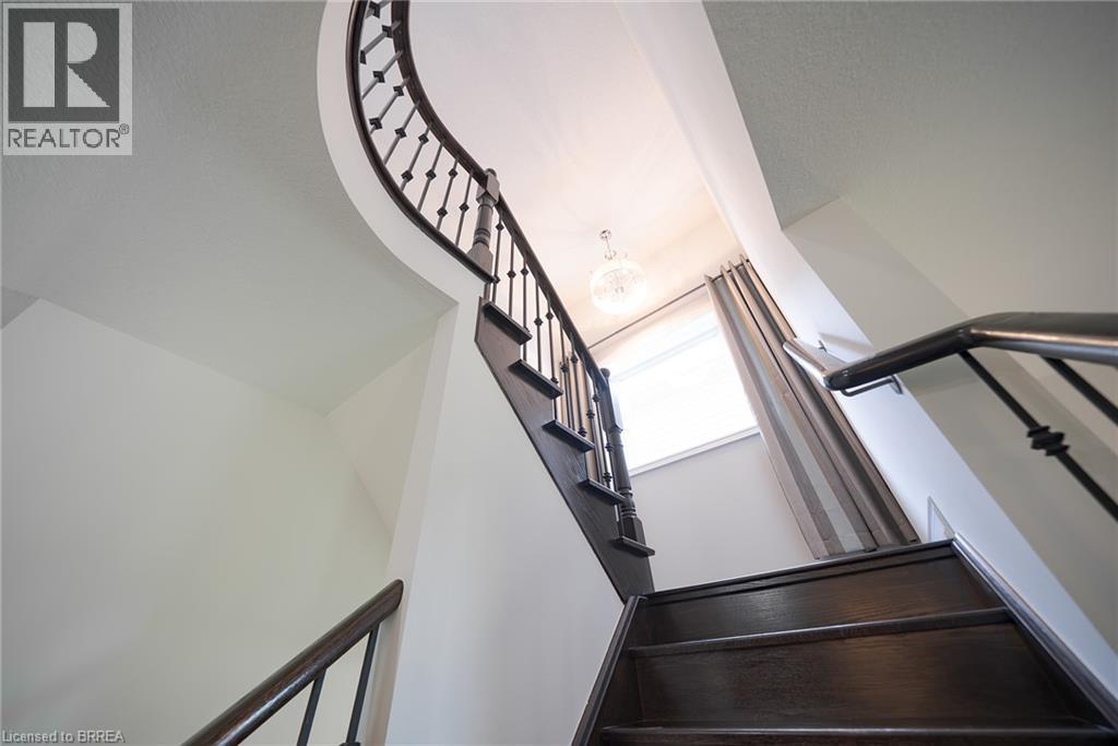 10 Bisset Avenue — photo 23
