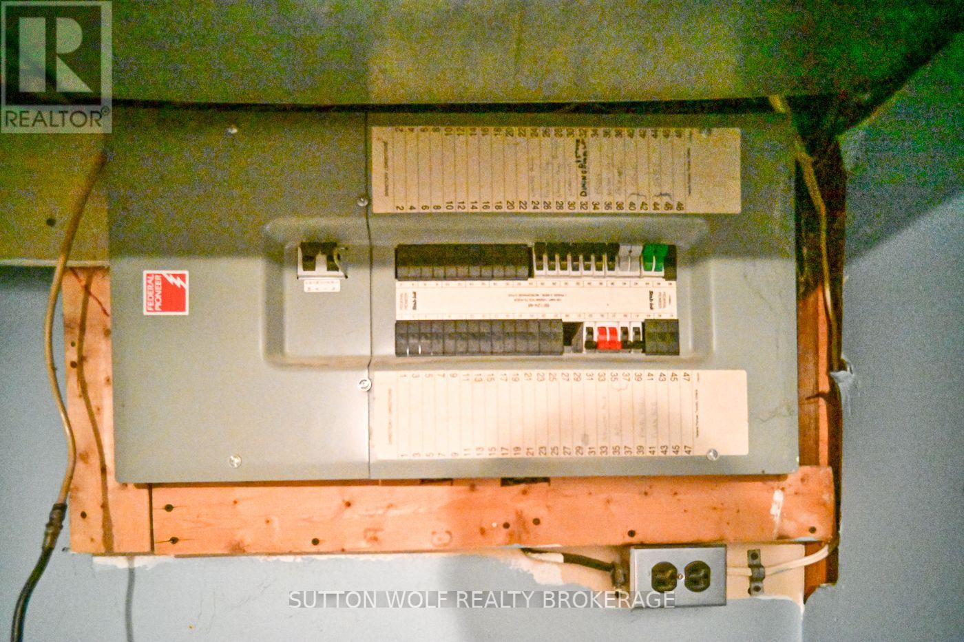 120 Erie Street — photo 35