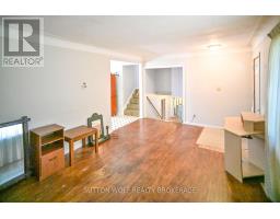 Primary Bedroom - 120 Erie Street, Strathroy Caradoc, ON N7G1C1 Photo 11