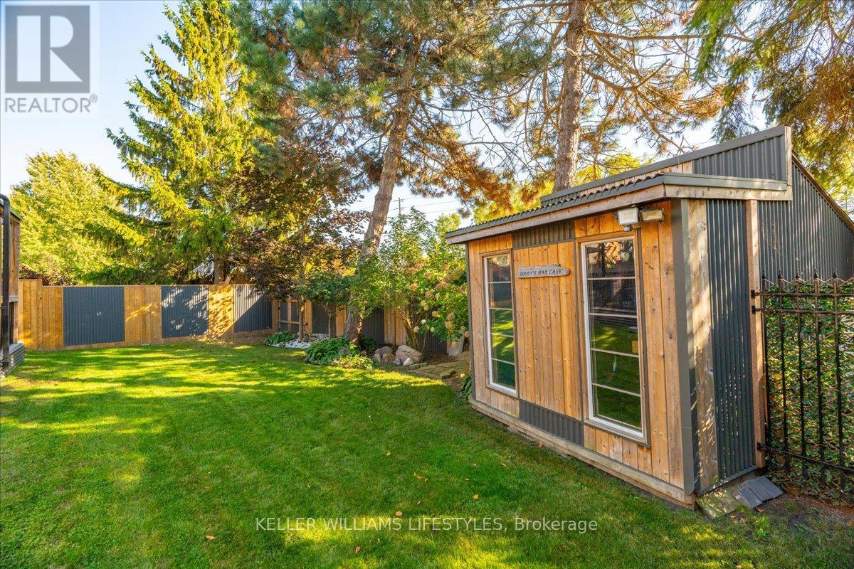 1879 WESTGROVE DRIVE - 38
