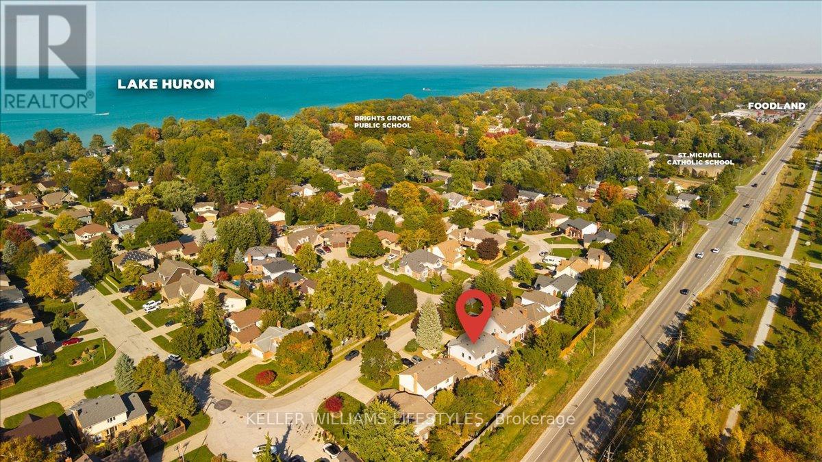 1879 WESTGROVE DRIVE - 48