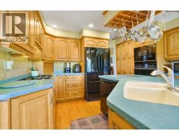 Kitchen/Dining room - 108 Cecile Avenue, Chatham, ON N7M2C3 Photo 17