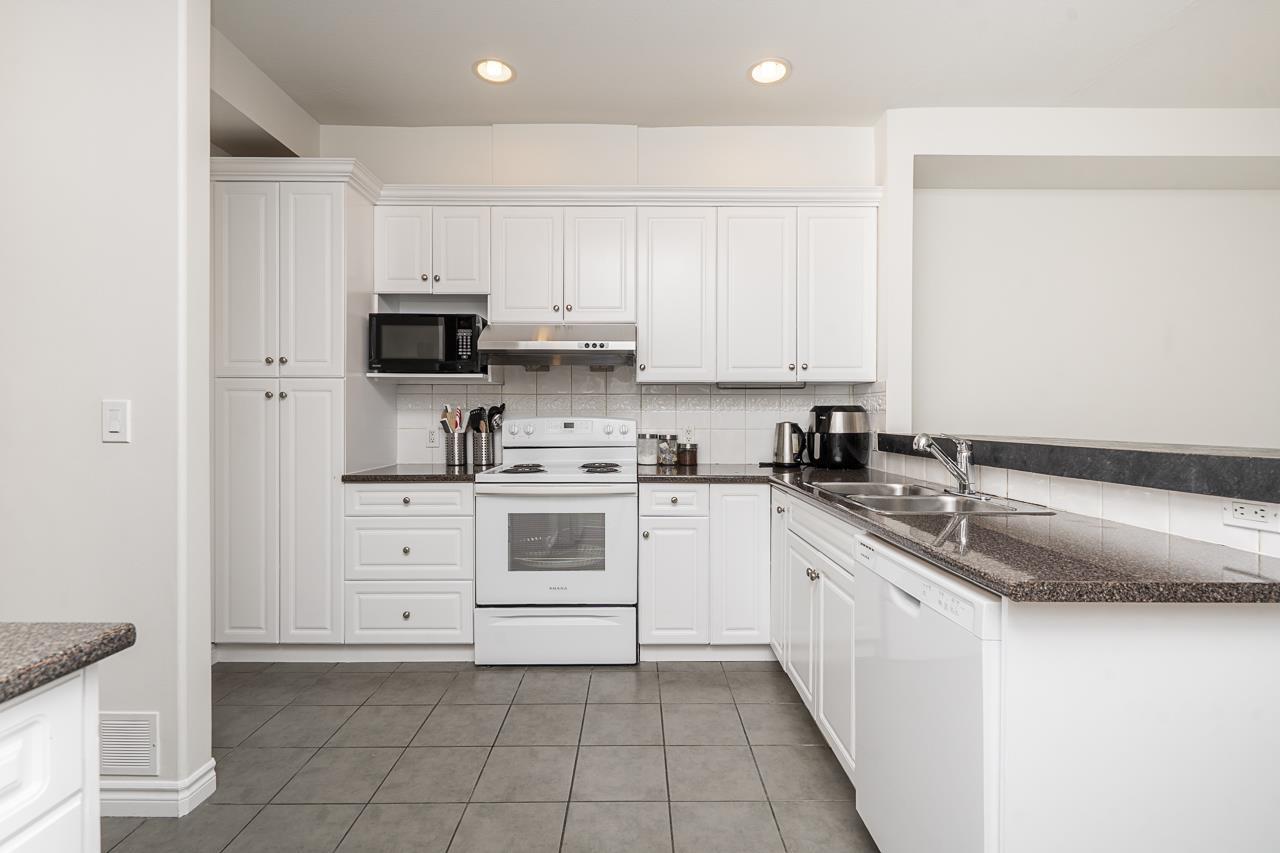 26 14453 72 AVENUE, Surrey