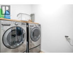 2448 7 Avenue Ne, Medicine Hat, AB T1C1Y6 Photo 21