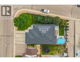 2448 7 Avenue Ne, Medicine Hat, AB T1C1Y6 Photo 42