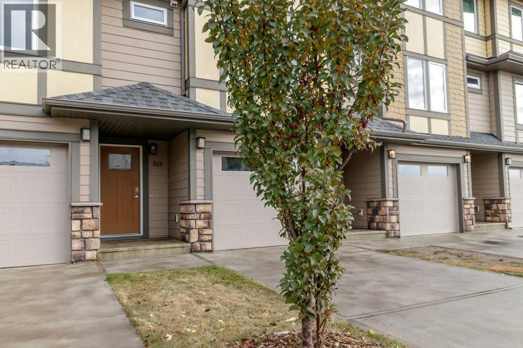 #705 339 Viscount Drive - 2