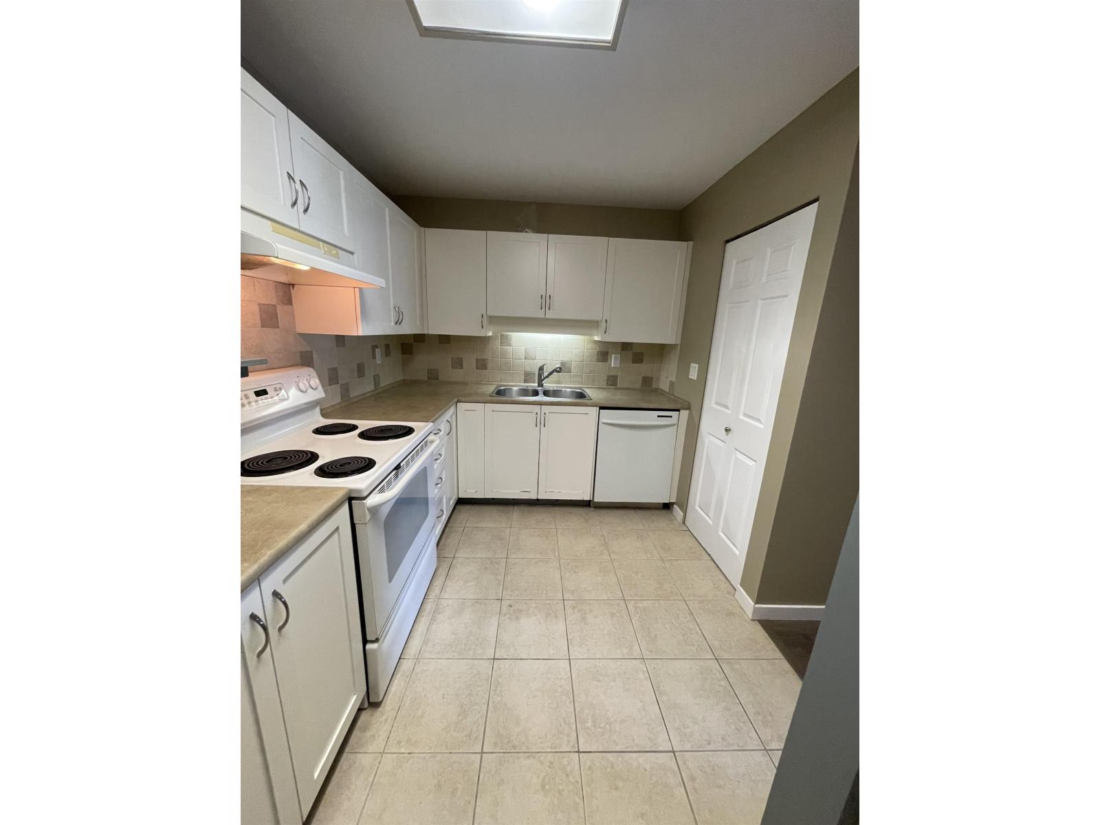 Photo of 336 2700 MCCALLUM ROAD 37