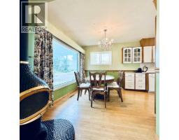 2pc Bathroom - 10209 105 Street, Lac La Biche, AB T0A2C0 Photo 8