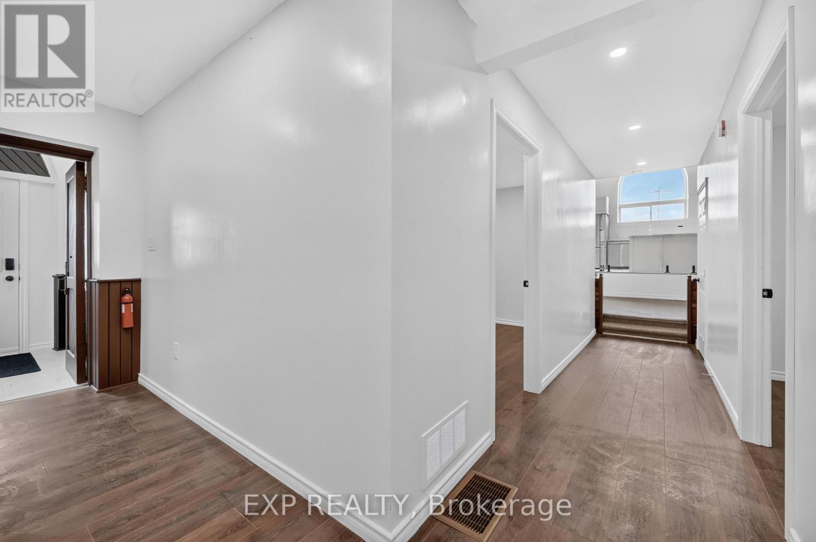 6330 County Rd 10 Line — photo 17