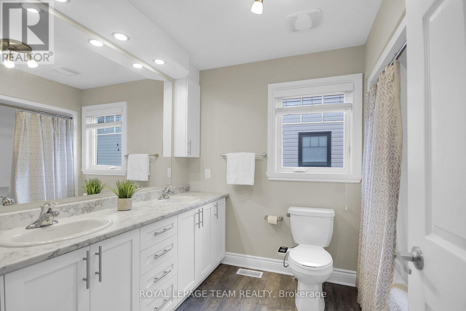 355 TWILIGHT AVENUE - Image 24