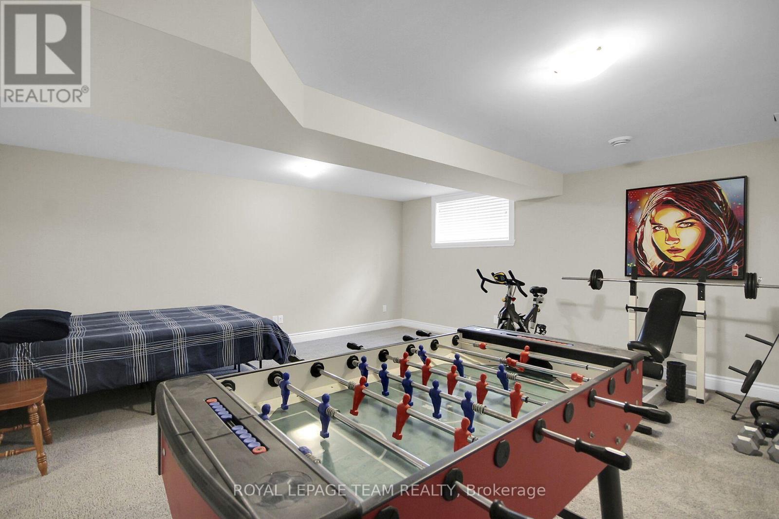 355 TWILIGHT AVENUE - 32