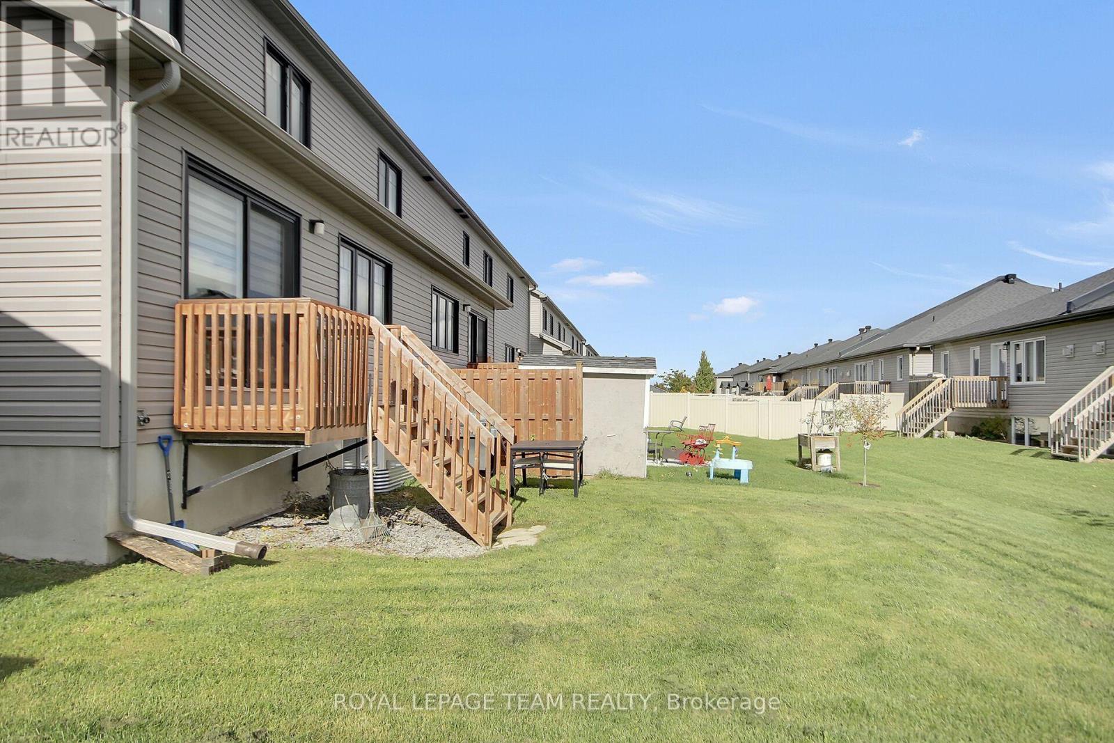 355 TWILIGHT AVENUE - 36