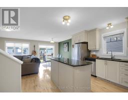 355 Twilight Avenue, Russell, ON K4R0E3 Photo 9