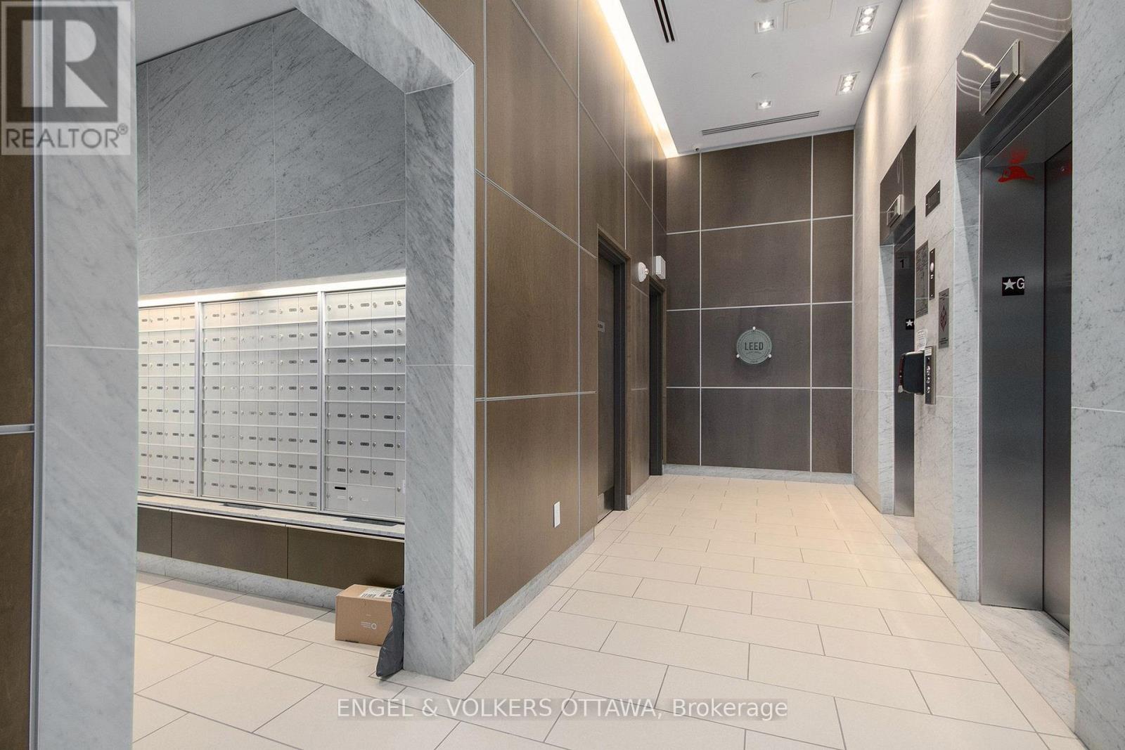 411 Mackay Street — photo 26
