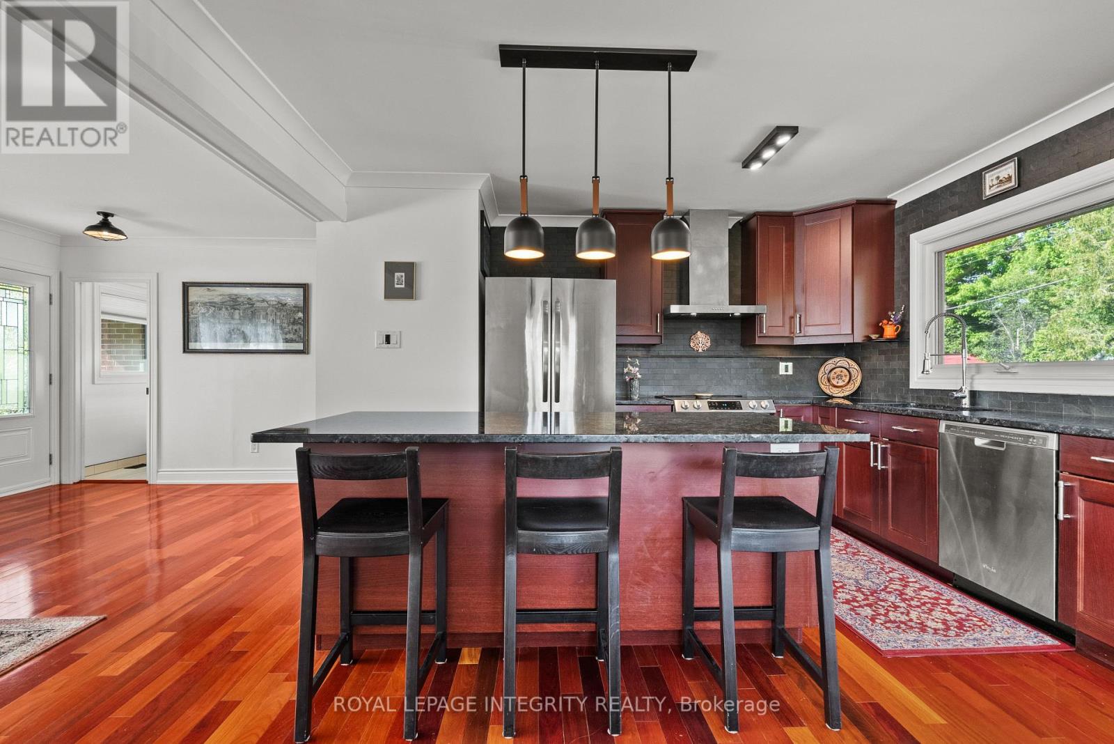 2461 Alta Vista Drive — photo 14