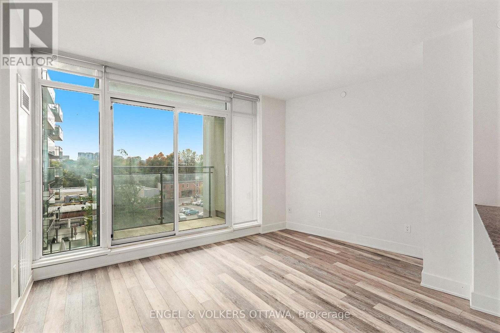 411 Mackay Street — photo 12