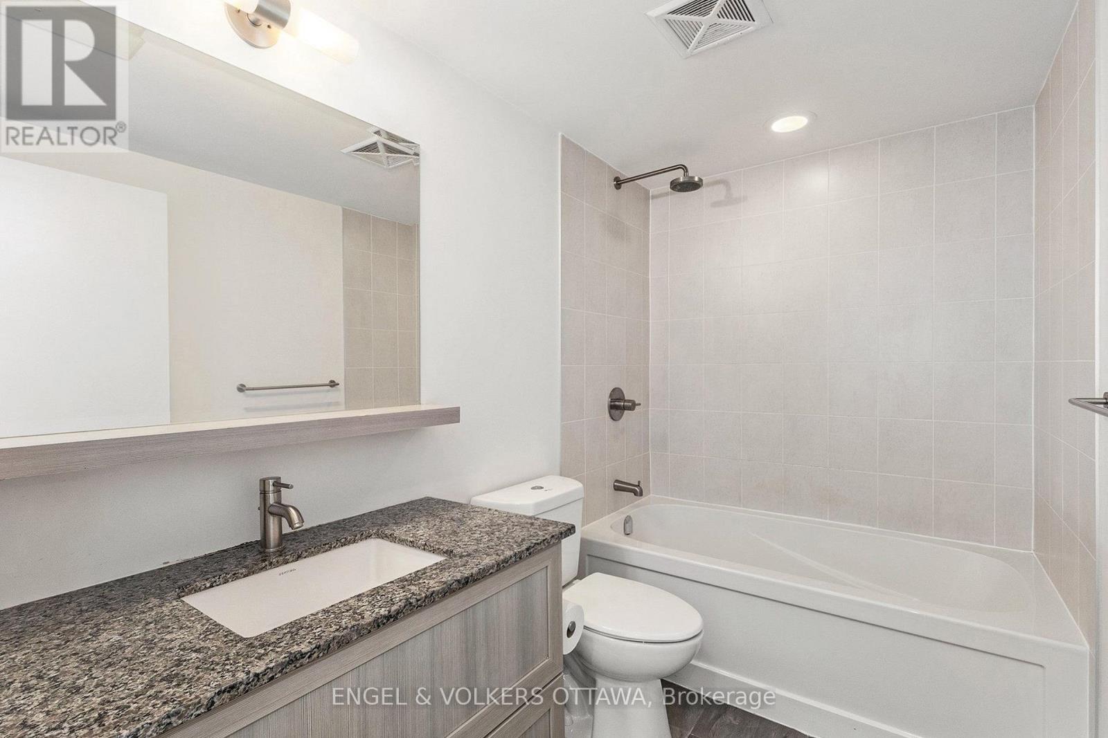411 Mackay Street — photo 17