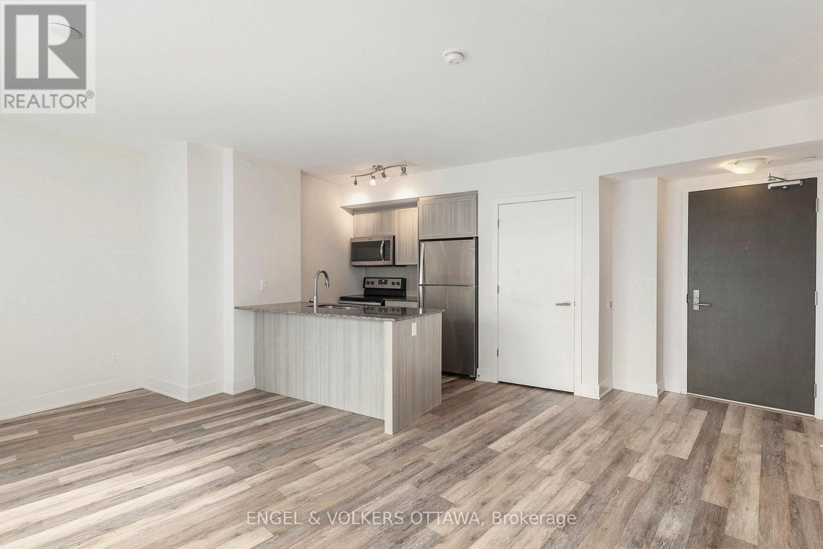 411 Mackay Street — photo 7