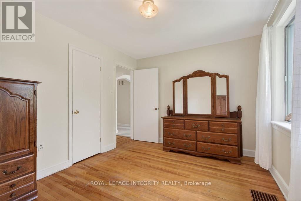 1442 Cavendish Road — photo 15