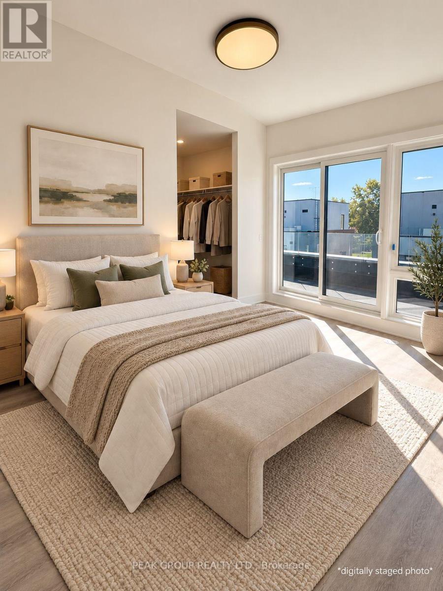 83 Everett Common — photo 15