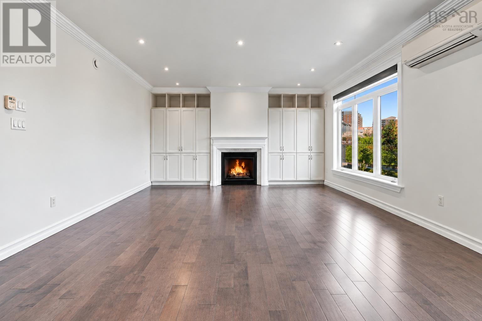 Property 8 of 51 of 156 Bently Drive