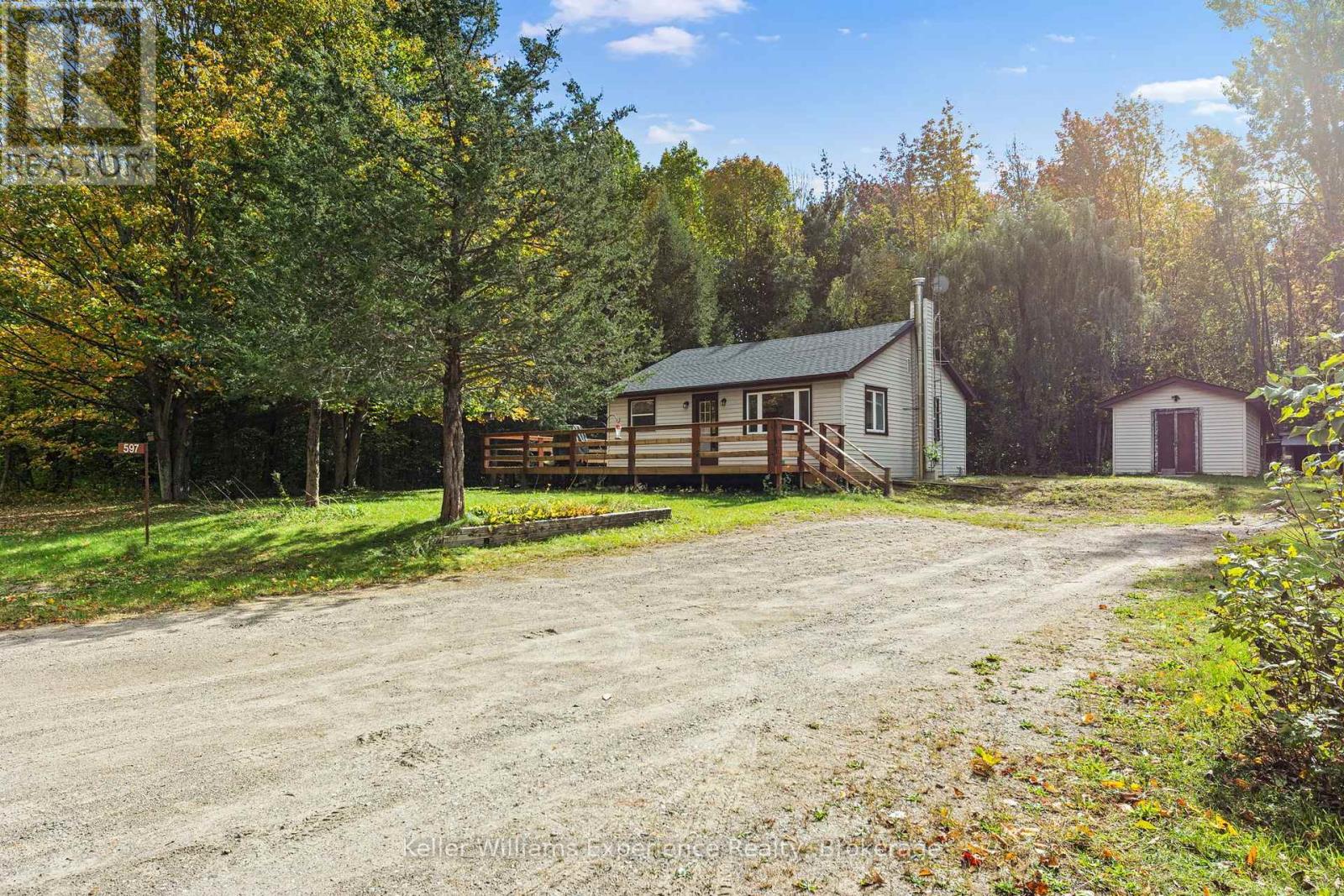 597 RUE LAFONTAINE ROAD E - 1