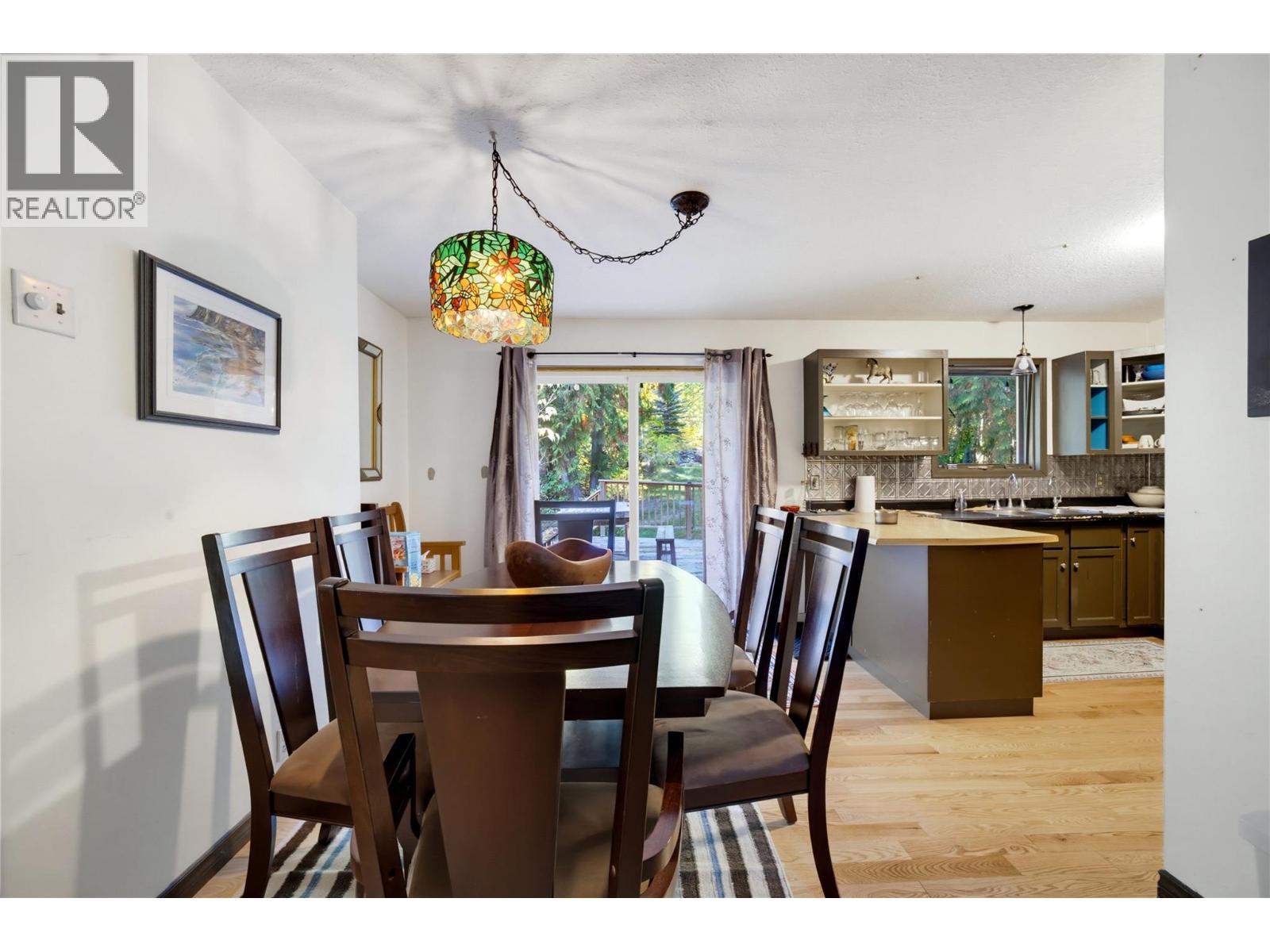  9020 Hummingbird Drive, Swansea Point