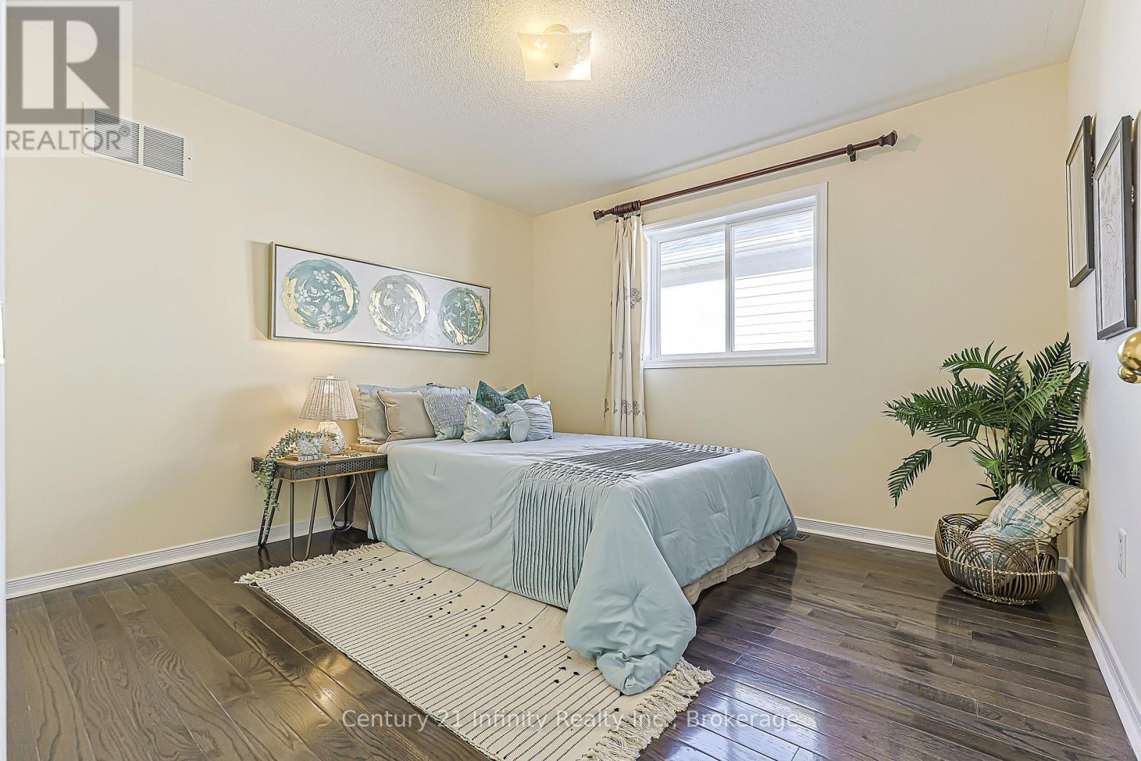 78 Harkness Drive, Whitby, ON photo 31