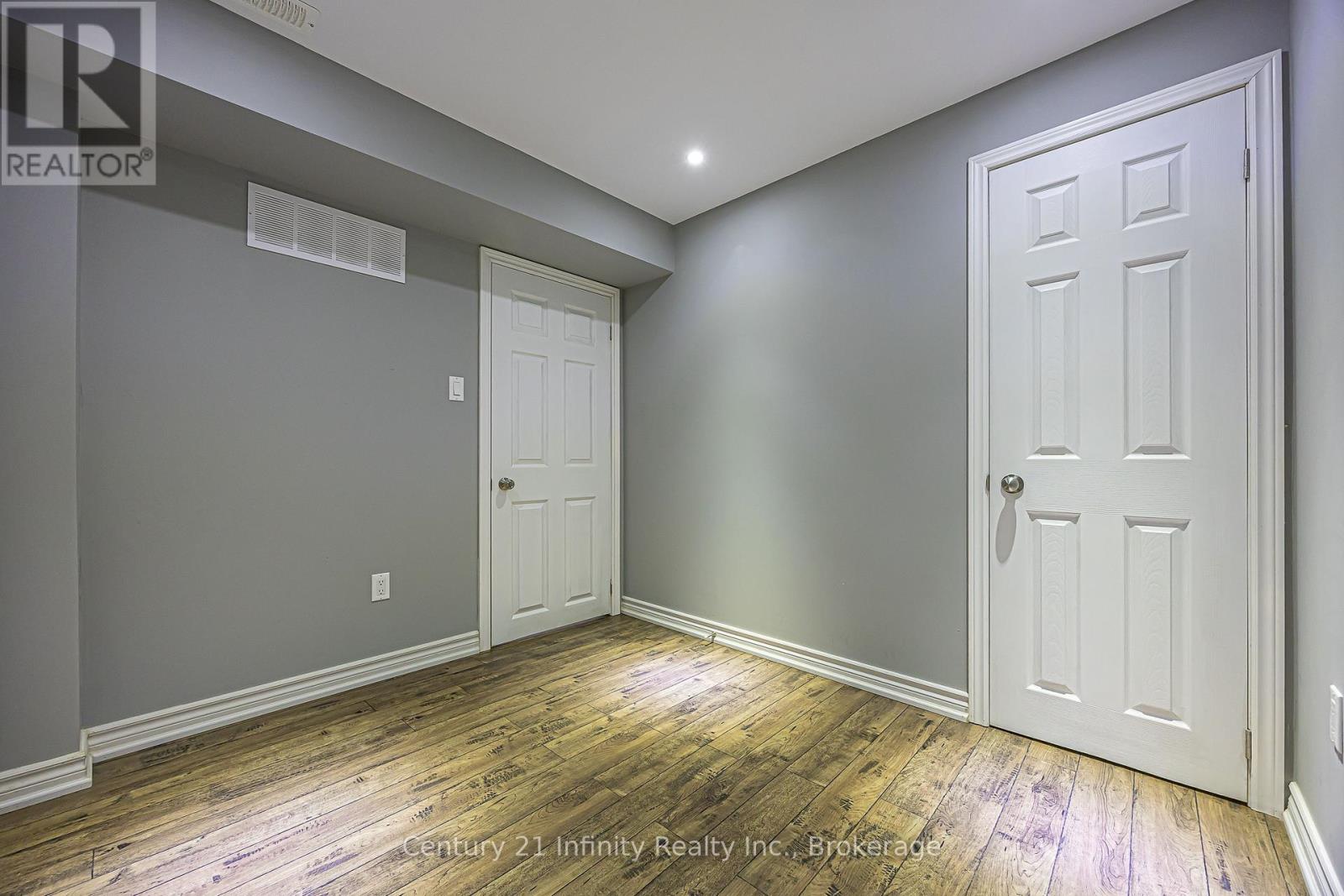 78 Harkness Drive, Whitby, ON photo 39