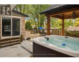 58 Walnut Drive, Guelph, ON N1E4B5 Photo 37