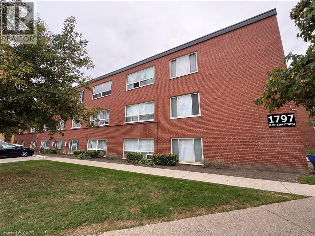 1797 Main Street West — photo 10