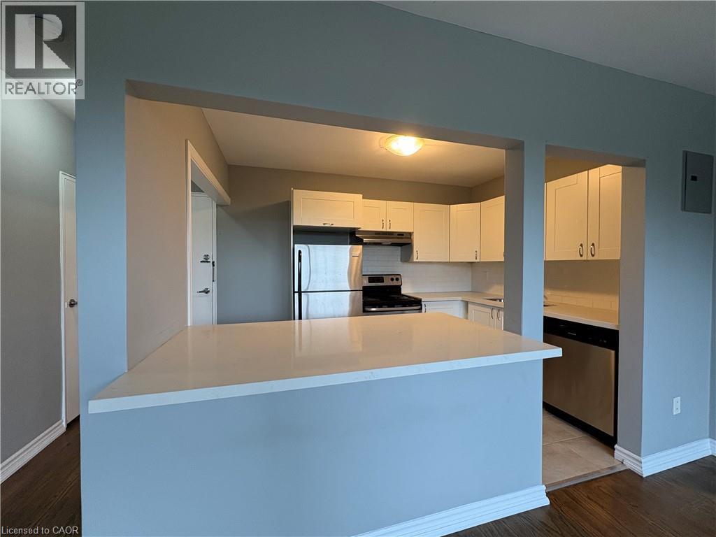 1797 Main Street West — photo 3
