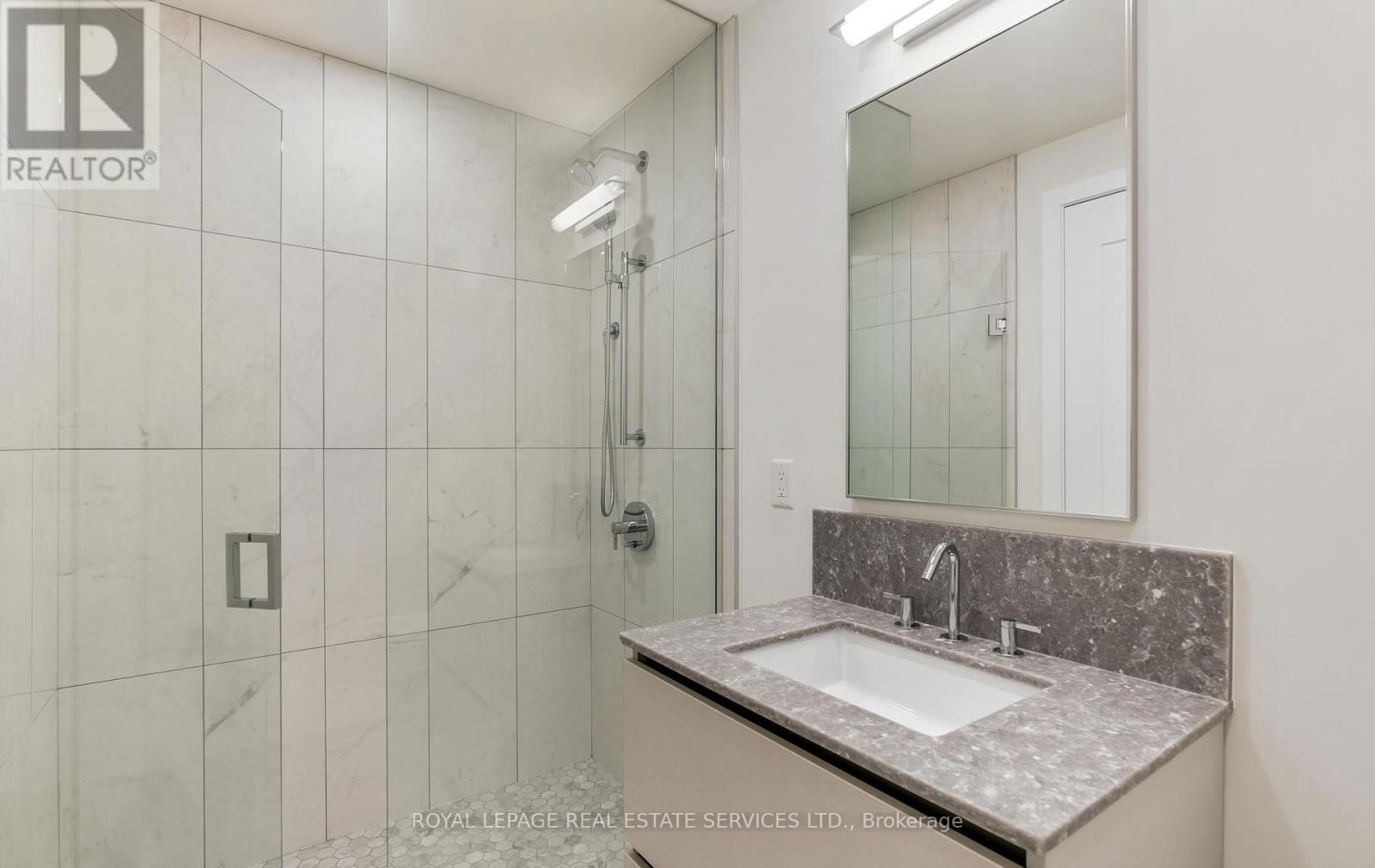 28 Freeland Street — photo 32