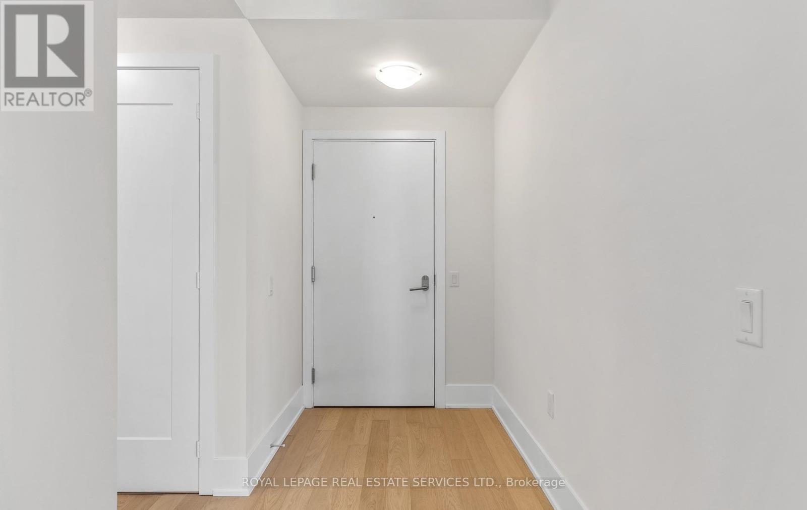 28 Freeland Street — photo 37