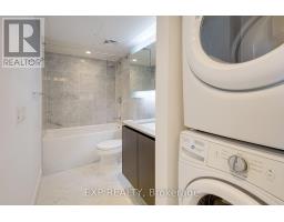 1015 - 80 Queens Wharf Road, Toronto, ON M5V0J2 Photo 11
