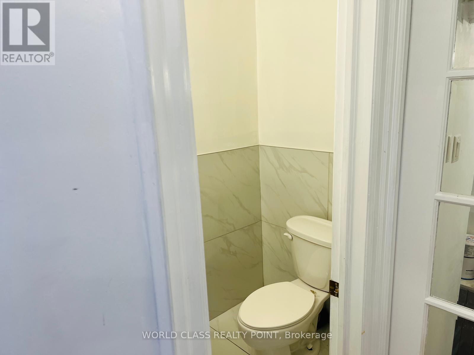 21 SOUTH BONNINGTON AVENUE - 12