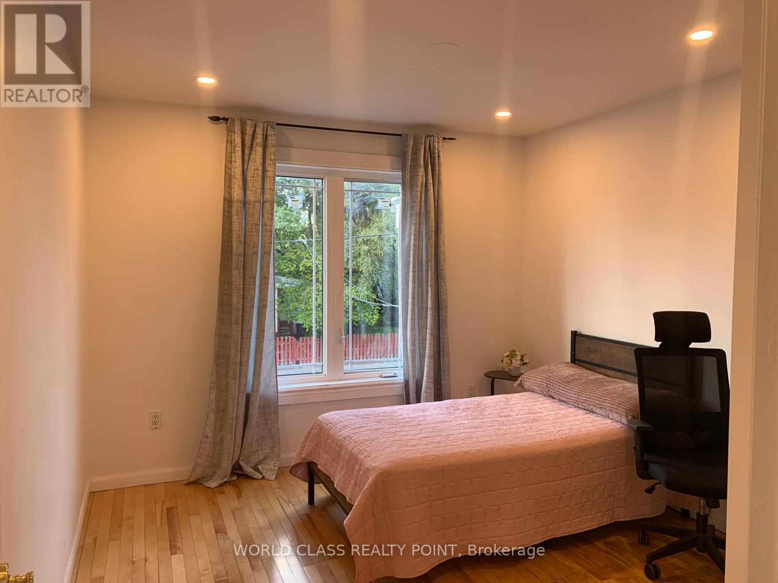 21 SOUTH BONNINGTON AVENUE - 20