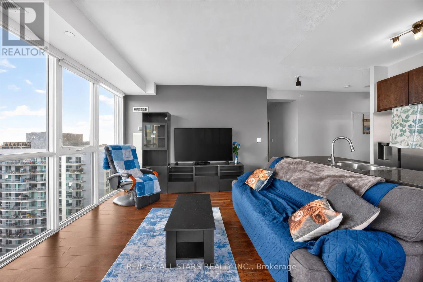 2009- 1328 Birchmount Road, Toronto, ON photo 5