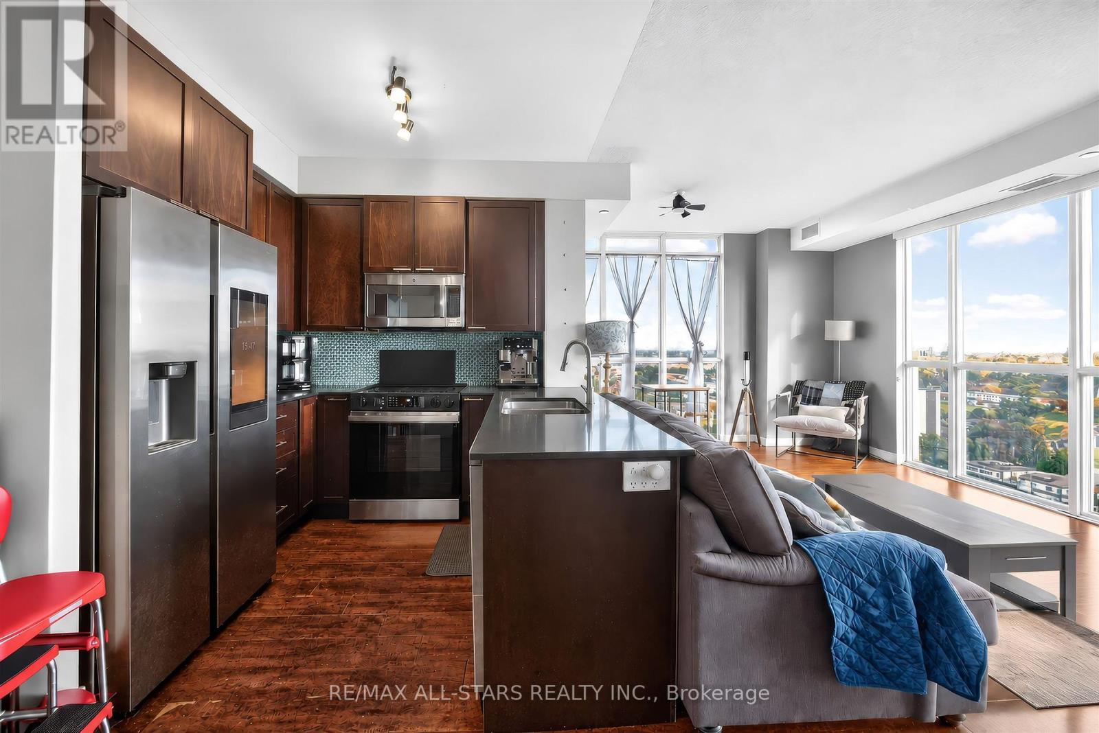 #2009 1328 BIRCHMOUNT ROAD - 9