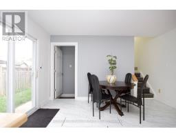 14 Pilkington Crescent, Whitby, ON L1N6E9 Photo 10