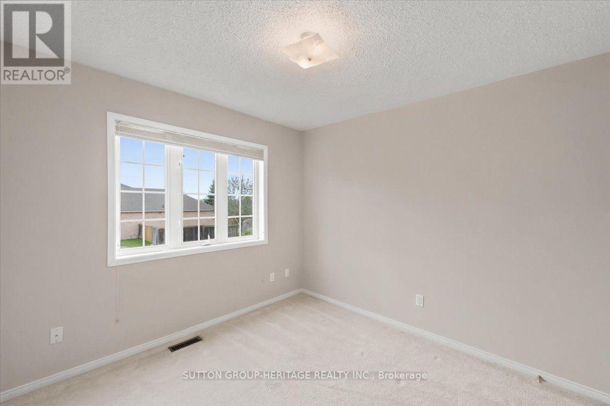 122 PERRYVIEW DRIVE - 18