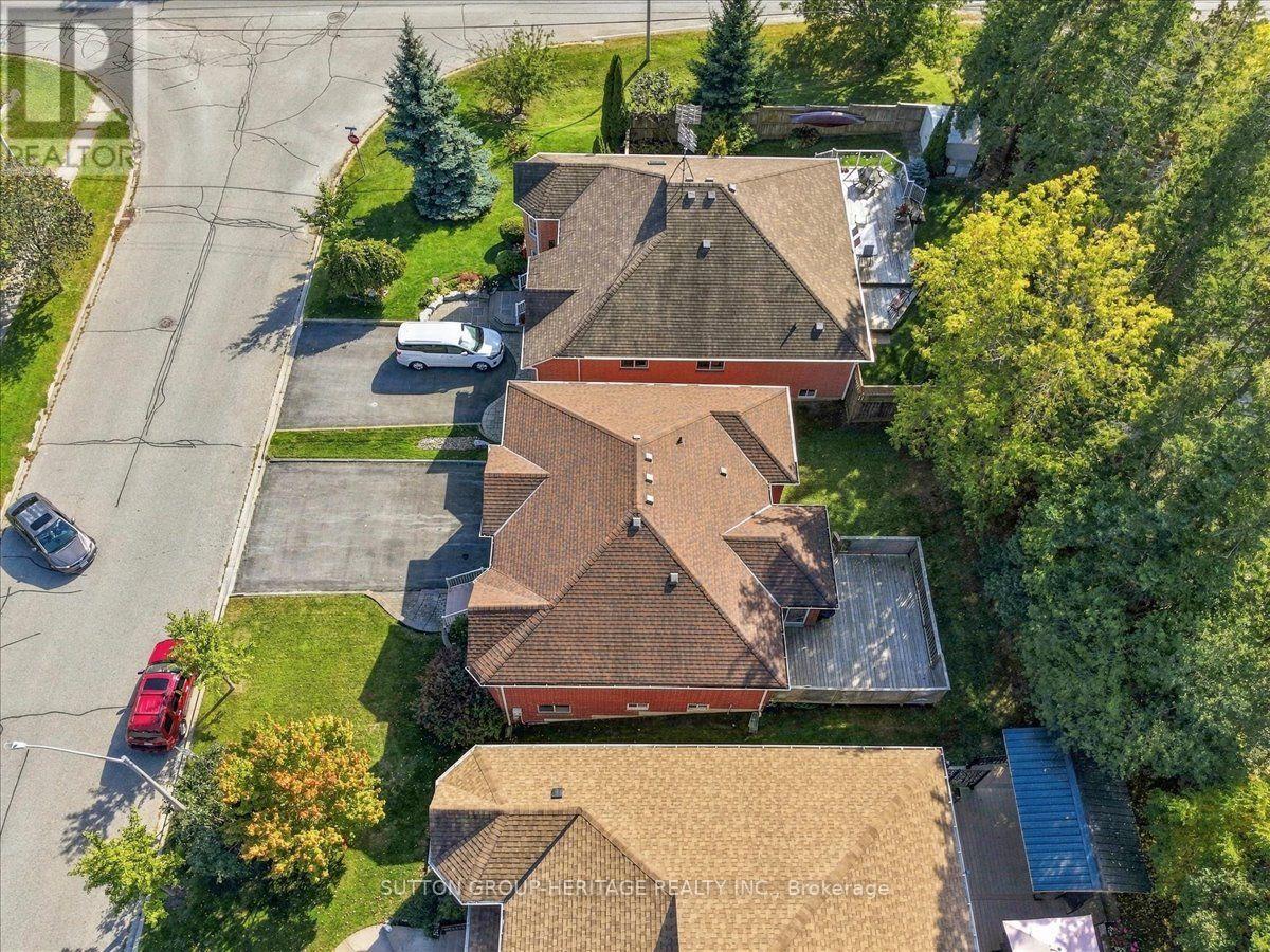 122 PERRYVIEW DRIVE - 42
