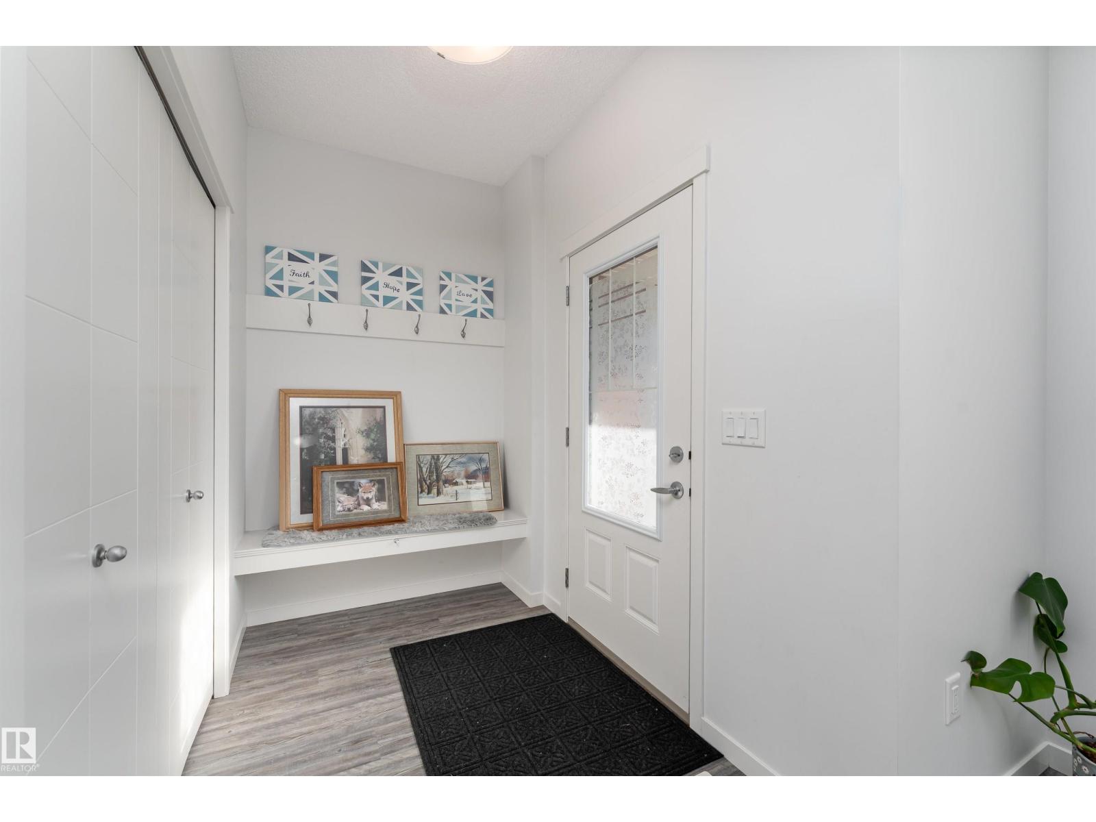 577 Ebbers Way NW, photo 2