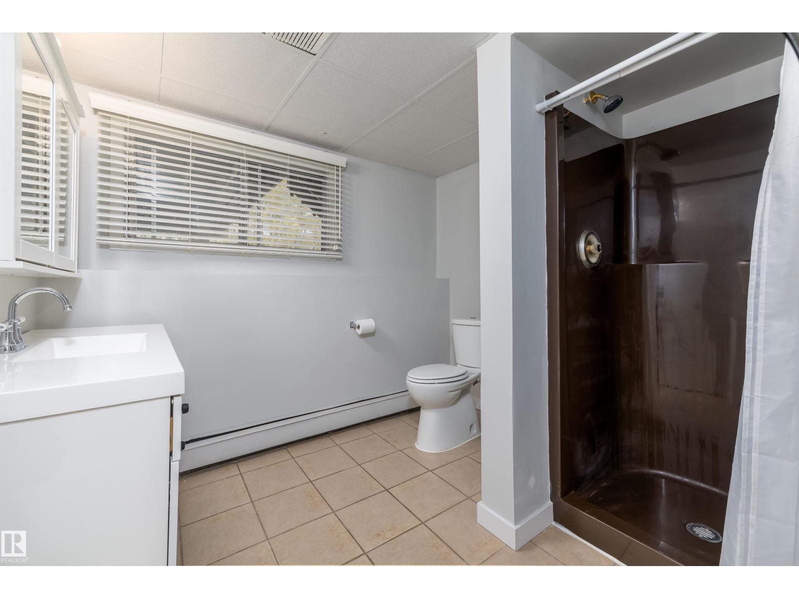 #73 52470 RANGE ROAD 221 - 36