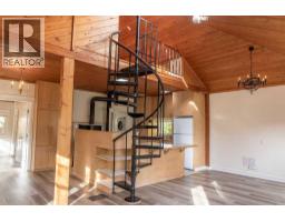 10714 92 Street, Peace River, AB T8S1R1 Photo 29